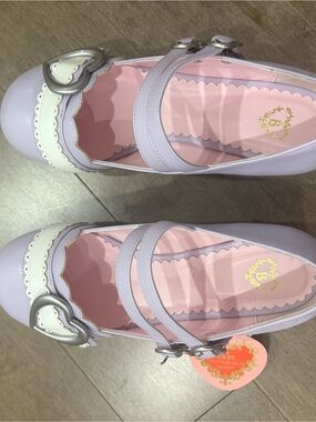 BTSSB NWT: Lavender Double-Strap Platform Mary Jane Shoes with Heart Buckle